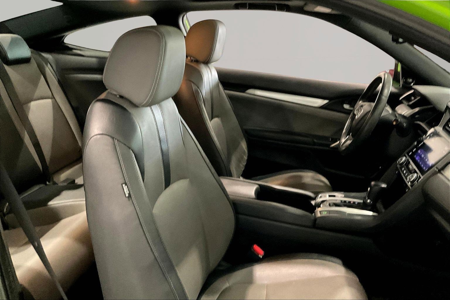 Used 2017 Honda Civic Touring image 25