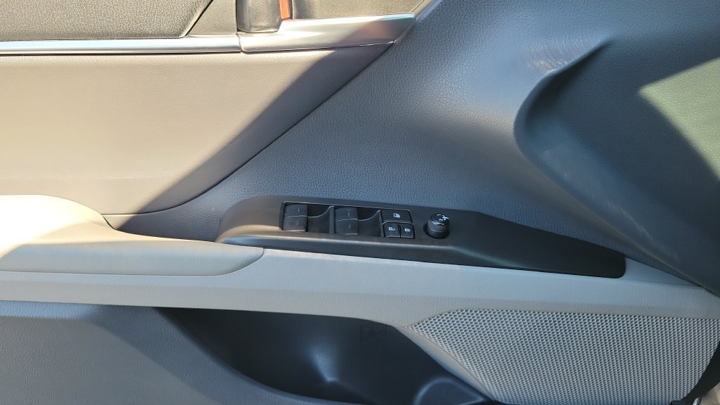 Used 2024 Toyota Camry LE FWD image 18
