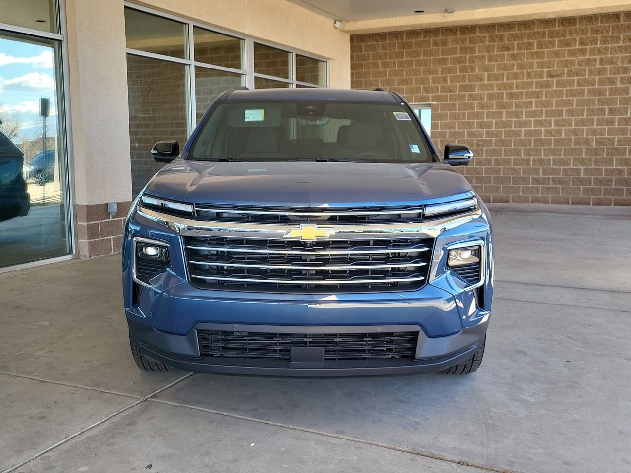 New 2026 Chevrolet Traverse LT w/ Enhanced Driving Package image 3