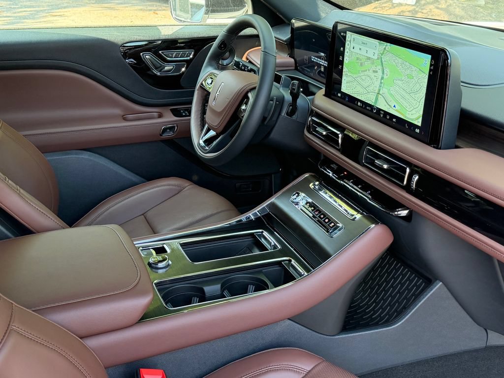 New 2026 Lincoln Aviator Reserve AWD/4WD image 17