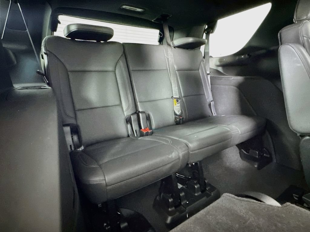 Used 2026 Chevrolet Tahoe Z71 w/ Comfort Package AWD/4WD image 13
