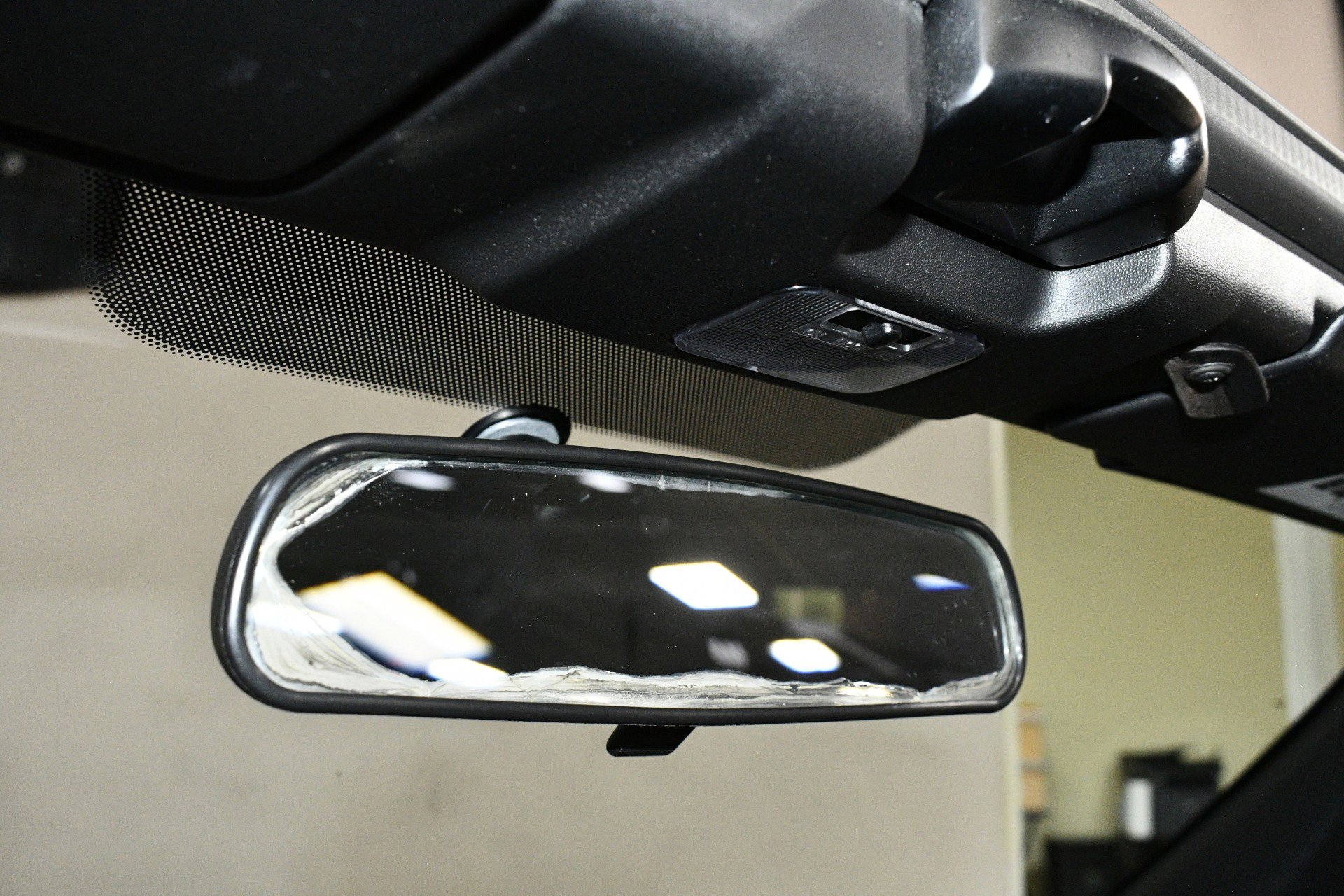 Used 2007 MAZDA MX-5 Miata Touring image 33