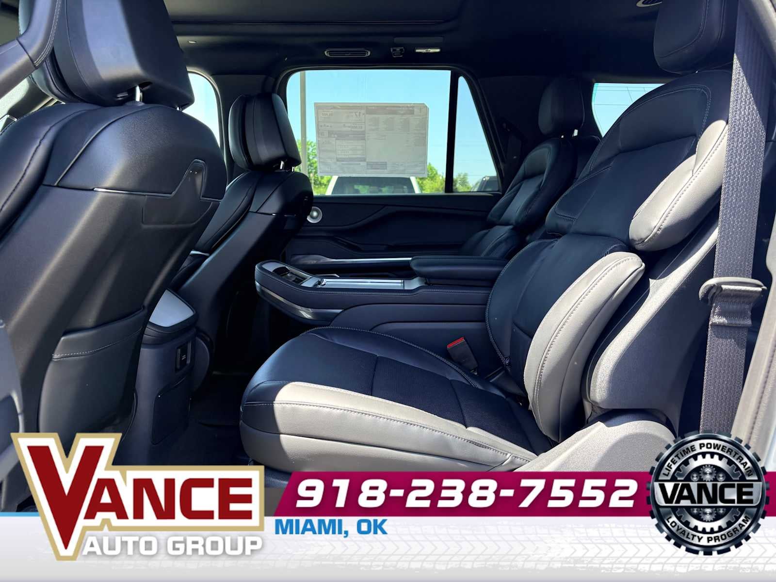 New 2026 Lincoln Navigator L Reserve AWD/4WD image 11