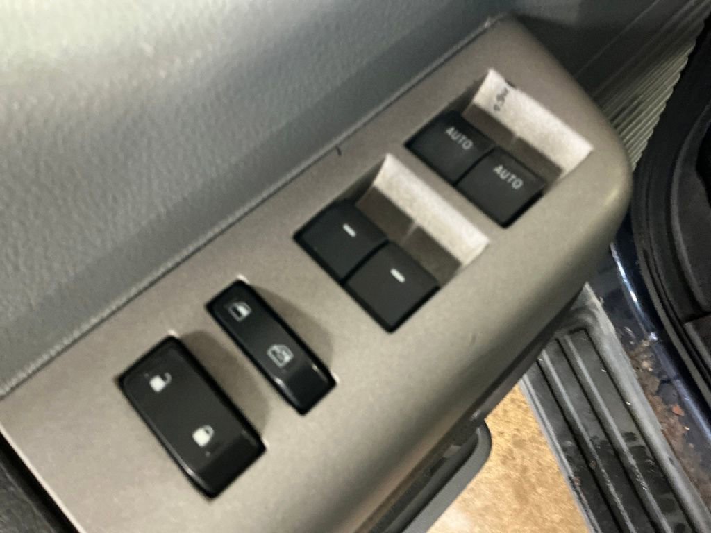 Used 2015 Ford F250 XLT w/ Snow Plow Prep Package AWD/4WD image 16