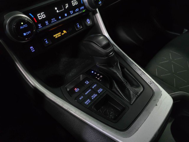 Used 2020 Toyota RAV4 XLE w/ Convenience Package AWD/4WD image 27