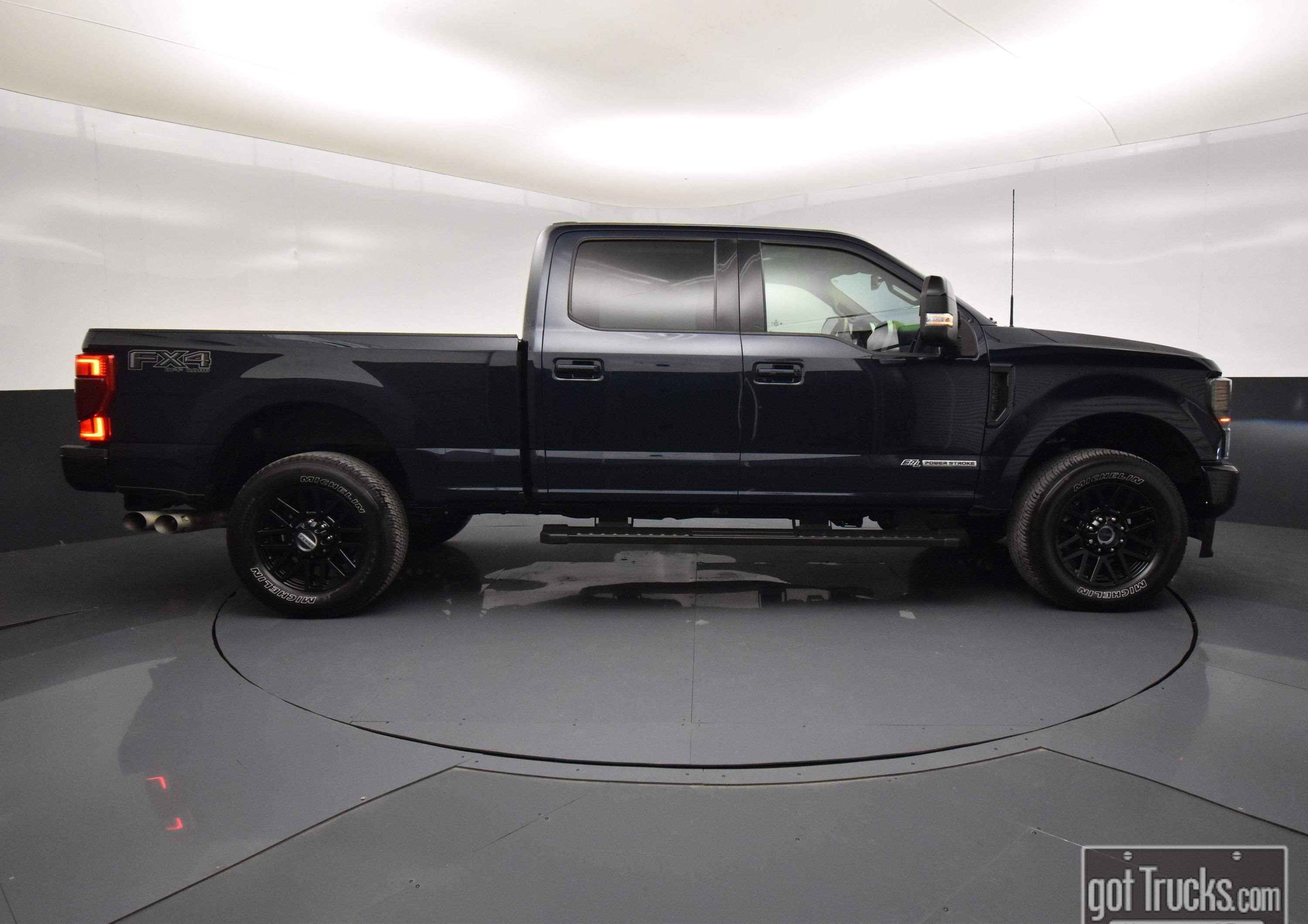 Used 2022 Ford F250 Lariat w/ Black Appearance Package image 53