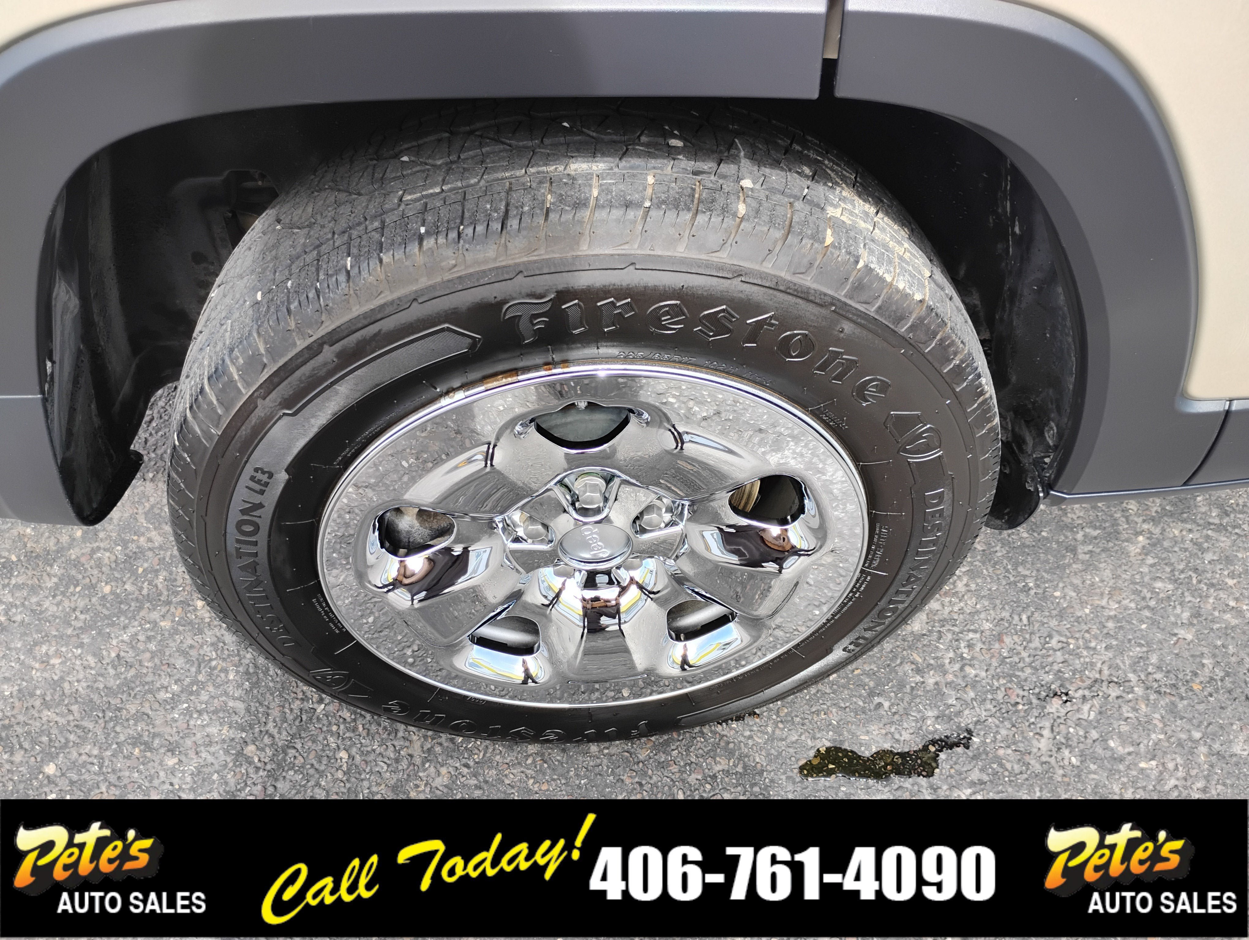 Used 2015 Jeep Cherokee Sport AWD/4WD image 16