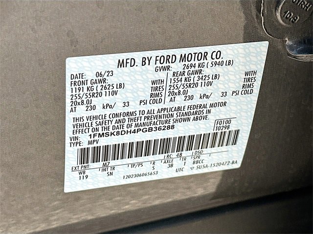 Used 2023 Ford Explorer XLT w/ Equipment Group 202A image 31