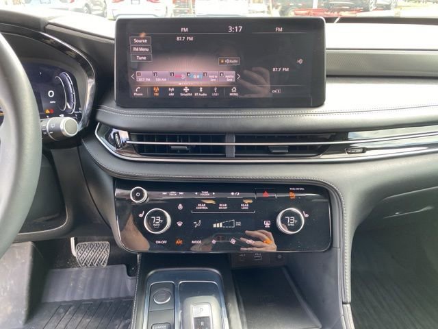 Used 2025 INFINITI QX60 Luxe AWD/4WD image 29