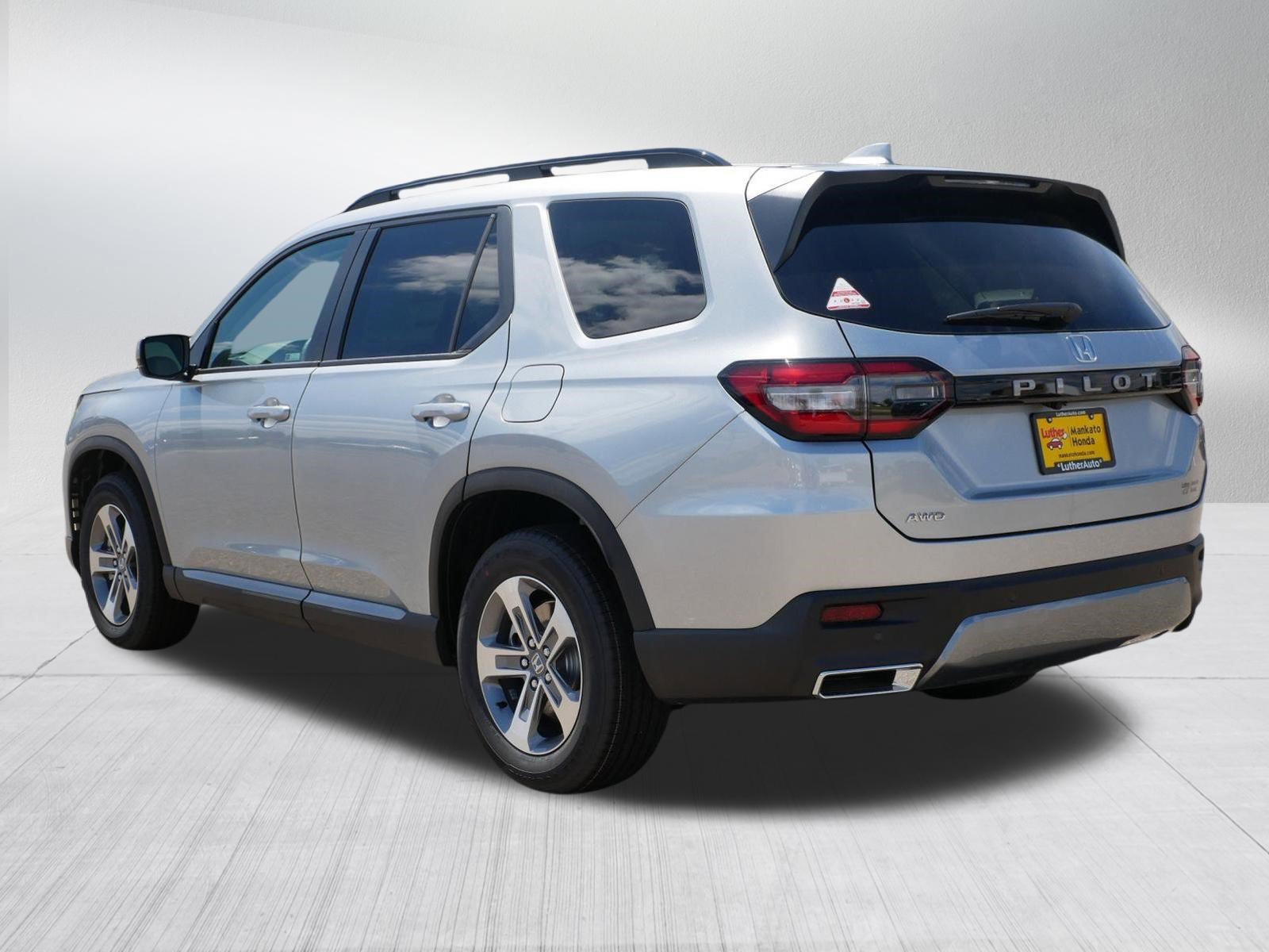 New 2026 Honda Pilot EX-L image 3