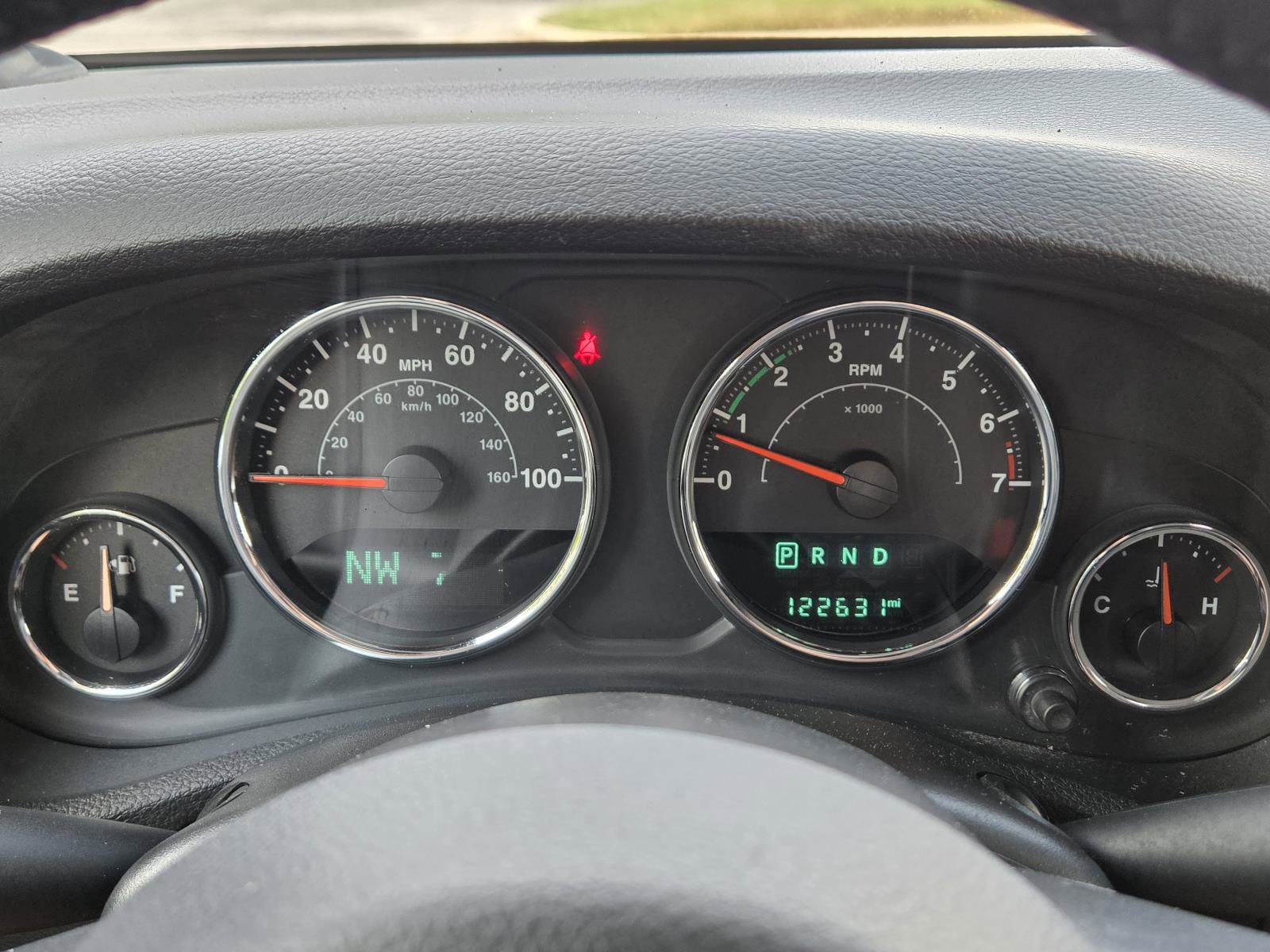 Used 2018 Jeep Wrangler Unlimited Sport w/ Connectivity Group AWD/4WD image 22