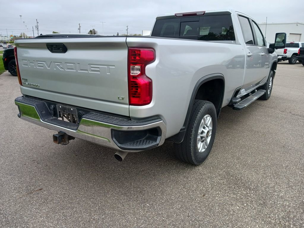 Used 2022 Chevrolet Silverado 2500 LT w/ Convenience Package AWD/4WD image 5