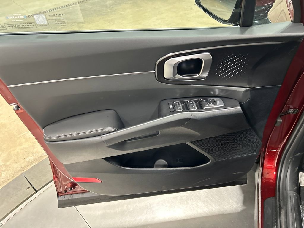 New 2025 Kia Sorento EX w/ Panoramic Sunroof Package image 12