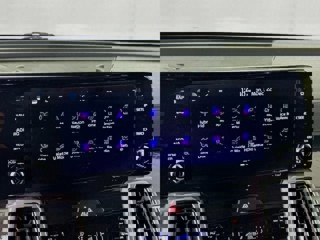 Certified 2023 Kia Sorento EX image 15