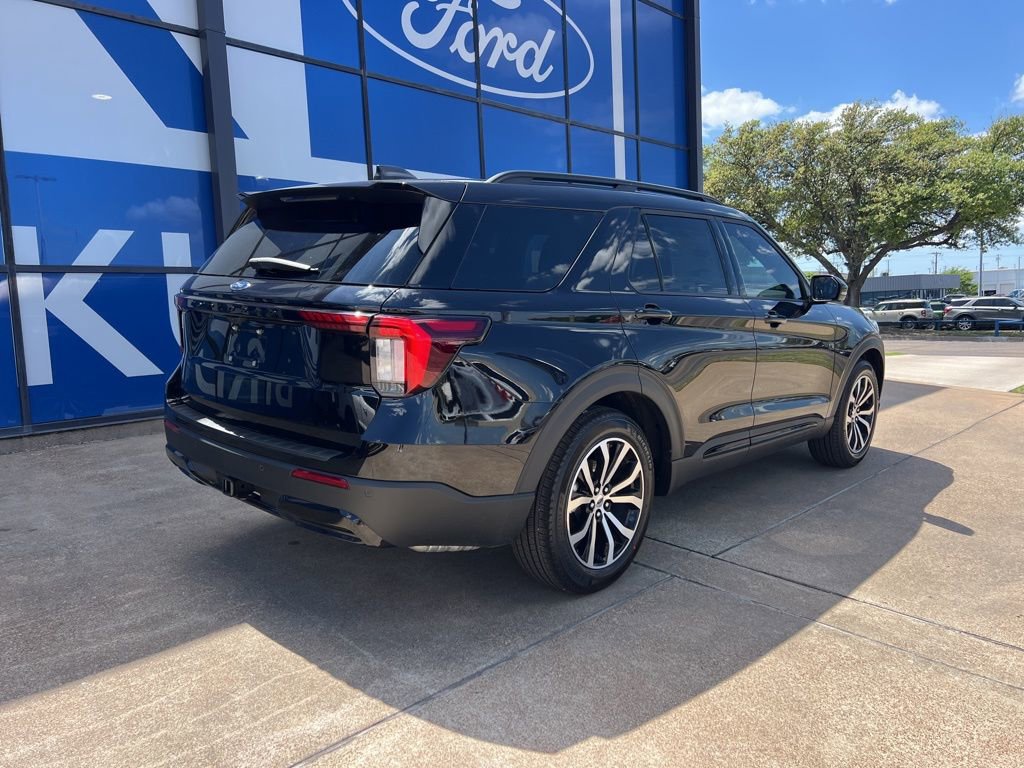 New 2026 Ford Explorer ST-Line image 7