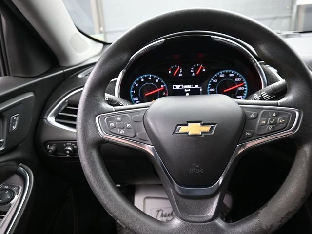 Used 2018 Chevrolet Malibu LT image 8