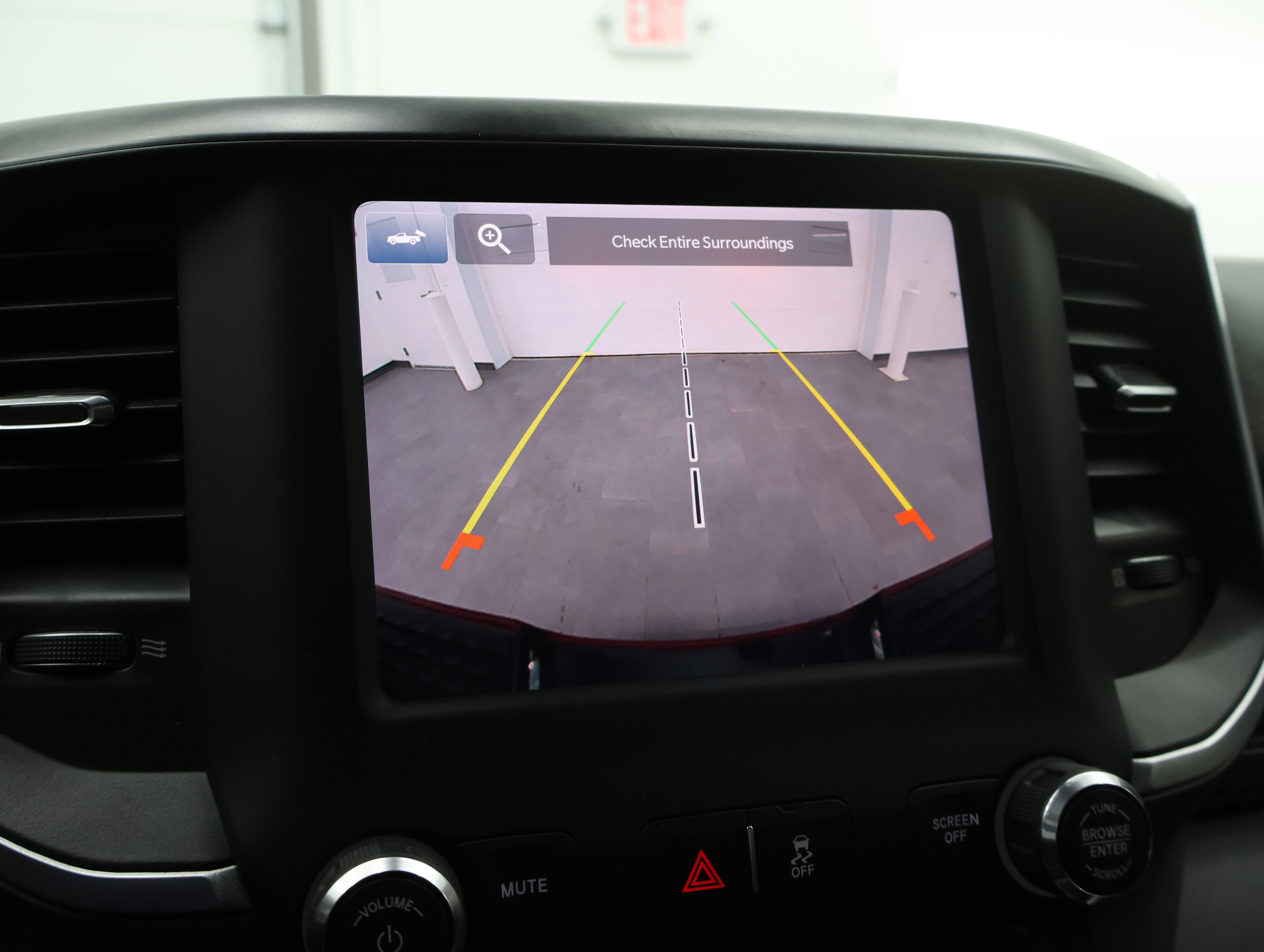 Used 2022 RAM 2500 Big Horn w/ Night Edition image 15