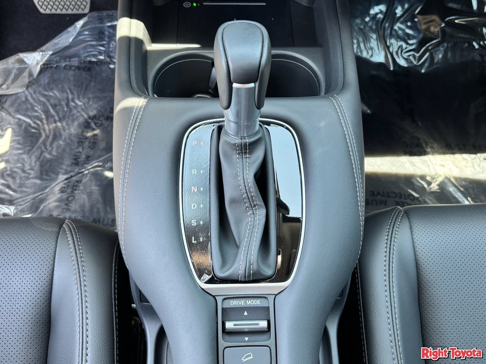 Used 2027 Honda HR-V EX-L image 30