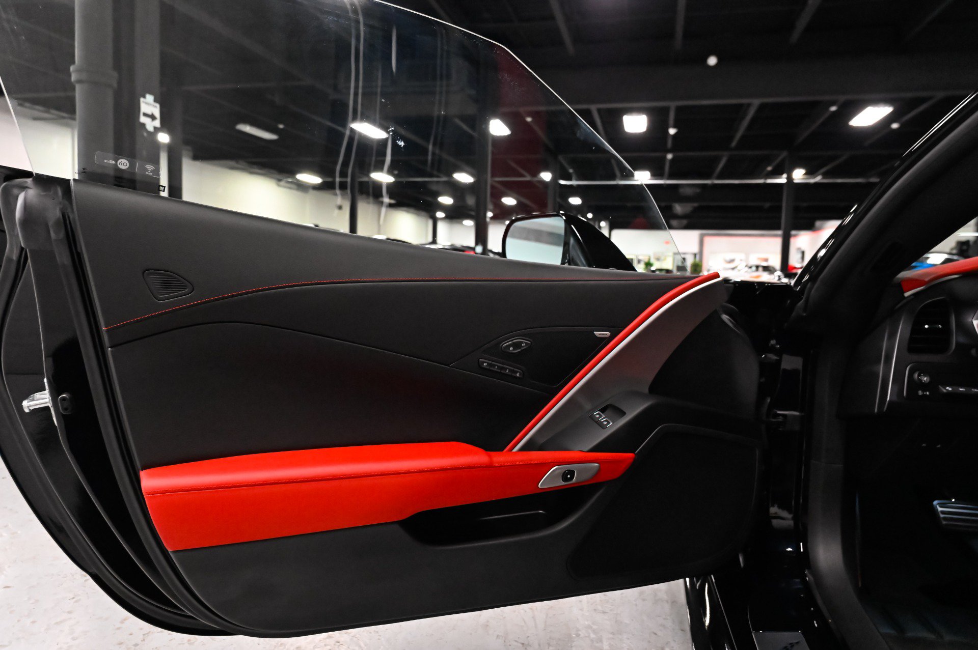 Used 2017 Chevrolet Corvette Z06 RWD image 6