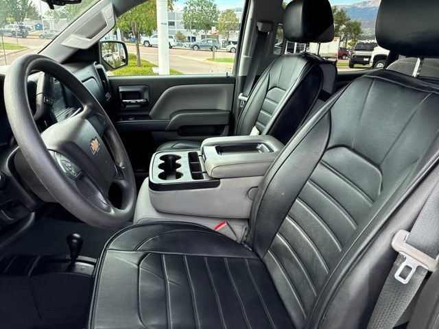 Used 2018 Chevrolet Silverado 1500 Custom w/ Custom Value Package AWD/4WD image 11