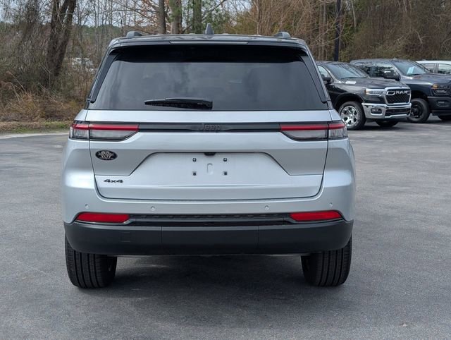 New 2025 Jeep Grand Cherokee Limited image 6