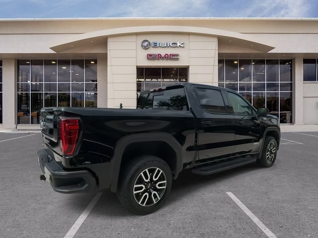 Used 2023 GMC Sierra 1500 AT4 w/ Technology Package AWD/4WD image 14