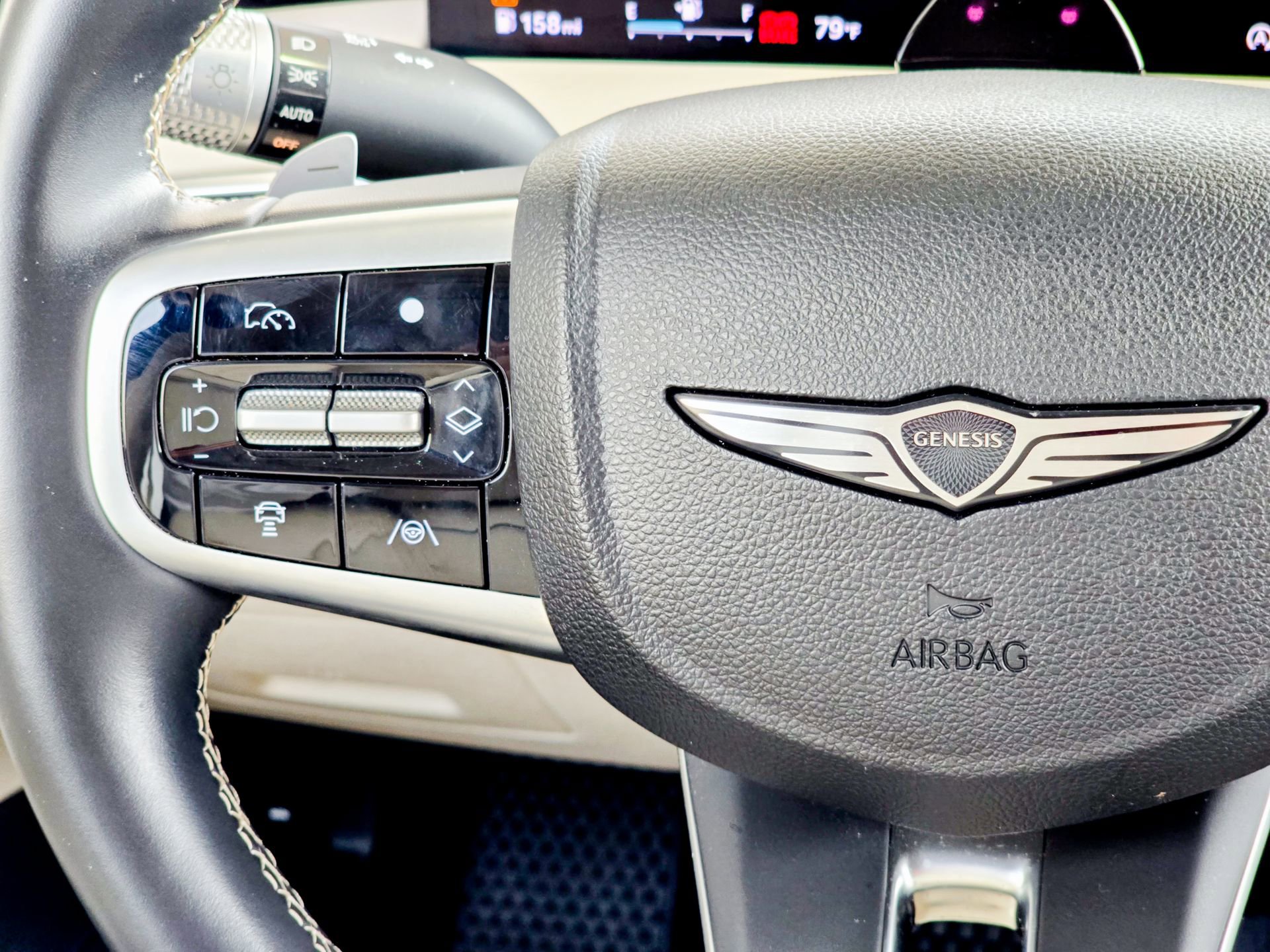 Used 2026 Genesis GV70 2.5T Select image 40