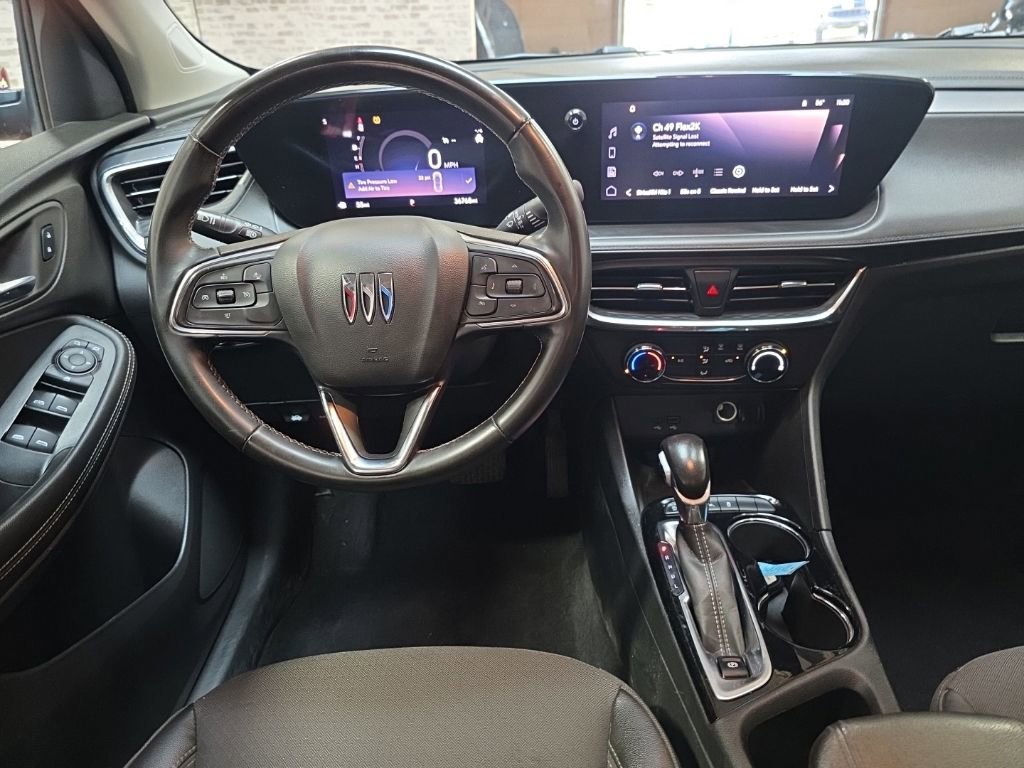 Used 2024 Buick Encore GX Preferred FWD image 9