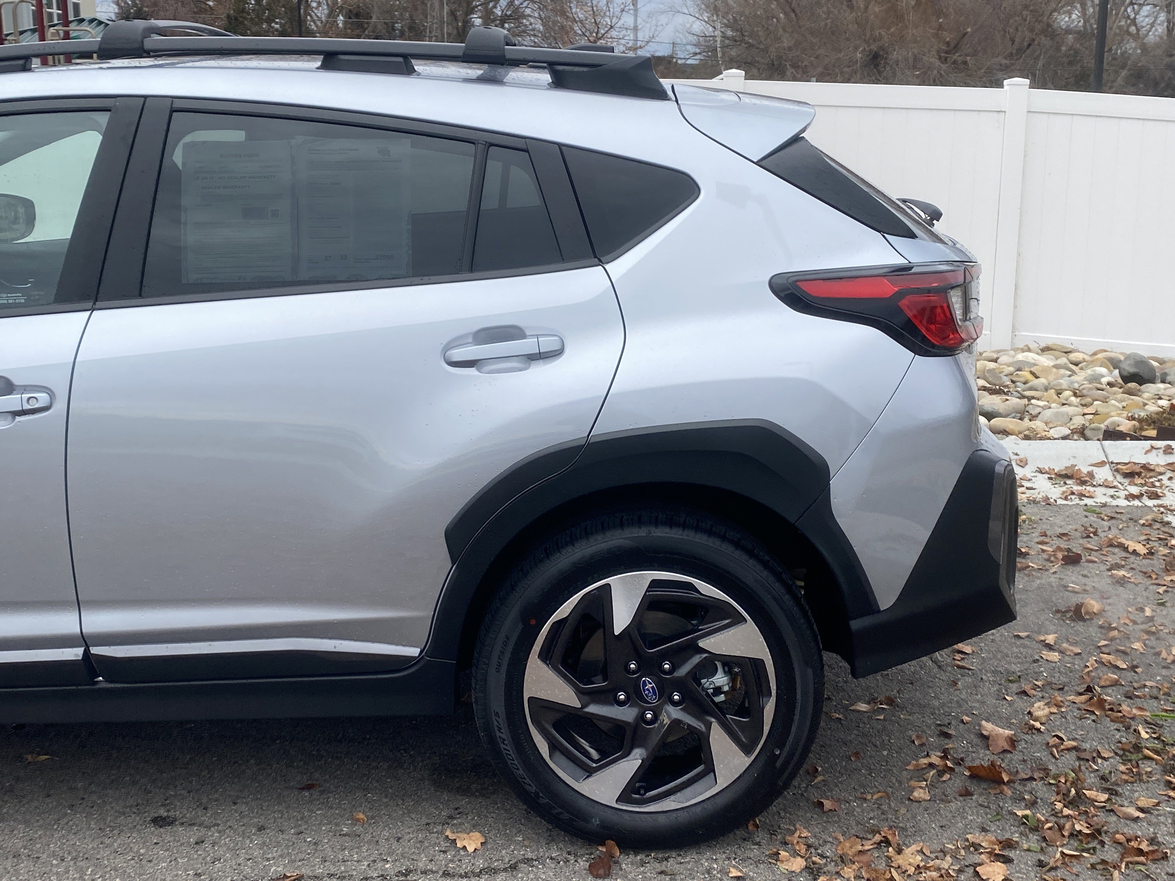 Used 2025 Subaru Crosstrek 2.5i Limited w/ Crosstrek Mirror Package image 4