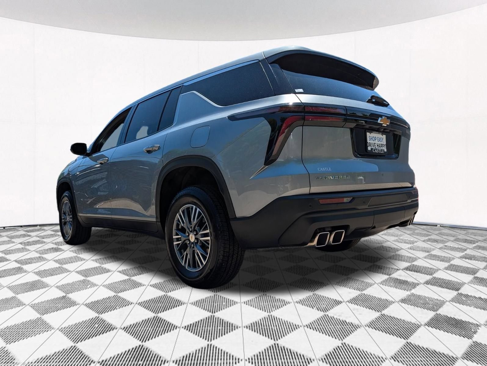 Used 2024 Chevrolet Traverse LS FWD image 11