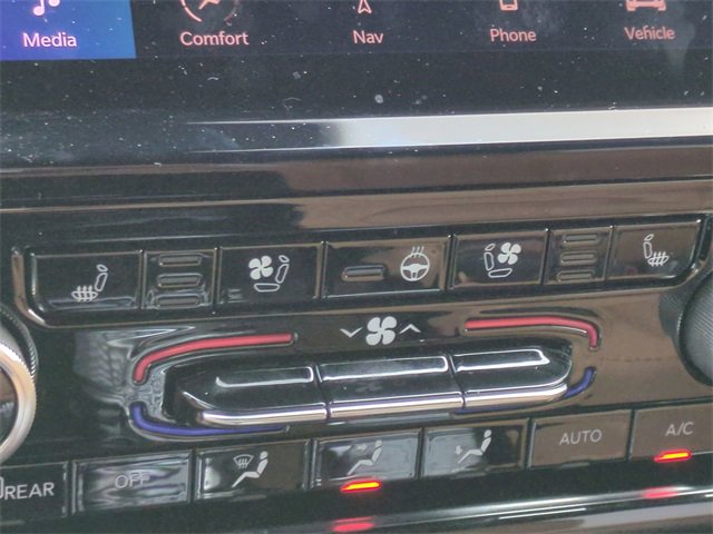 Used 2024 Jeep Grand Cherokee L Summit image 28