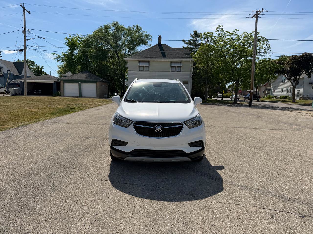 Used 2017 Buick Encore Preferred AWD/4WD image 2