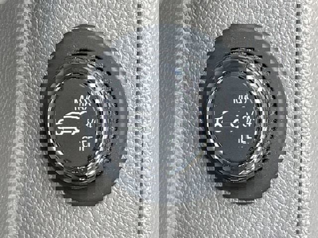 Used 2019 Chevrolet Traverse Premier w/ Driver Confidence II Package image 21