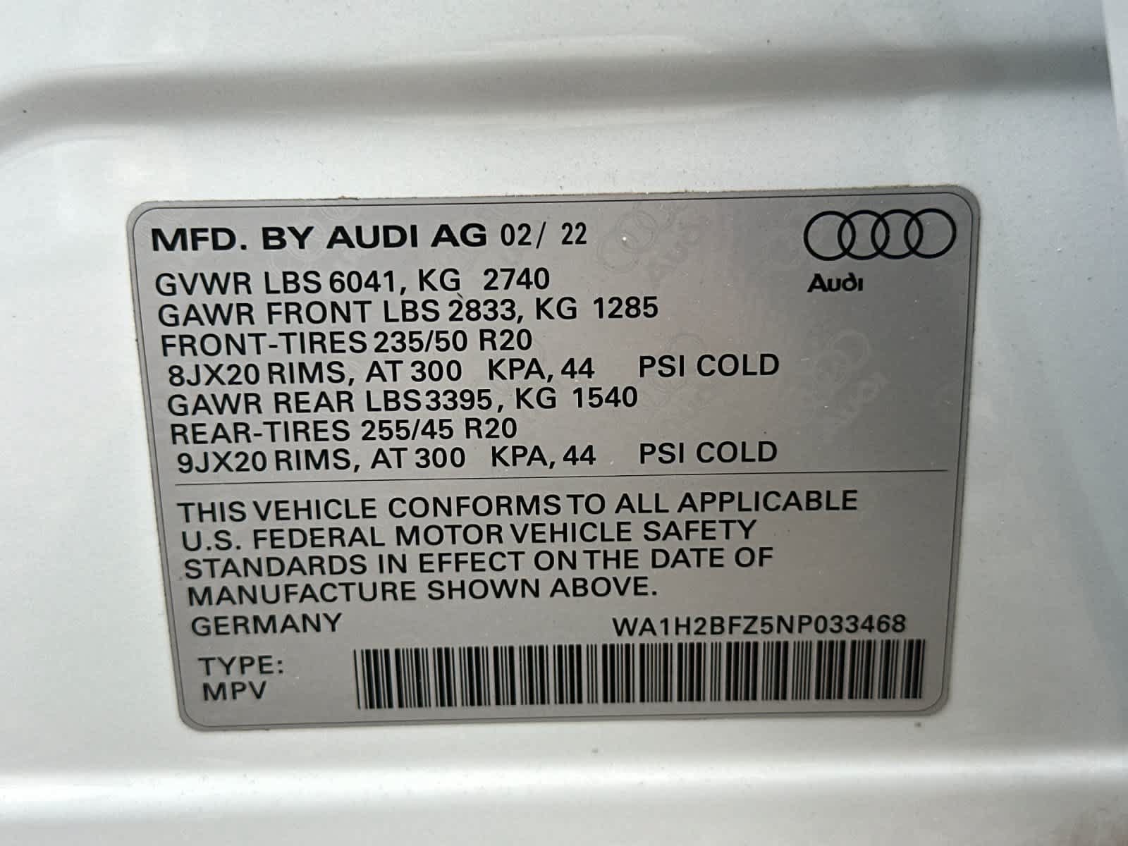 Used 2022 Audi Q4 e-tron Premium Plus w/ Premium Plus AWD/4WD image 29