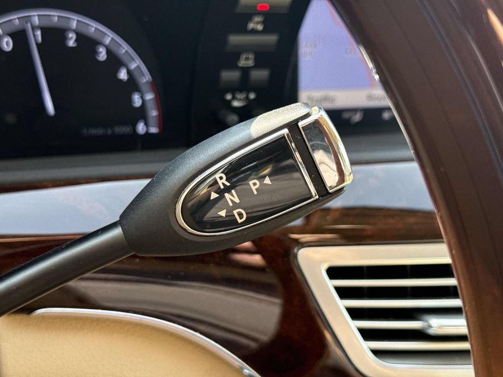 Used 2013 Mercedes-Benz S 350 BlueTEC 4MATIC image 38
