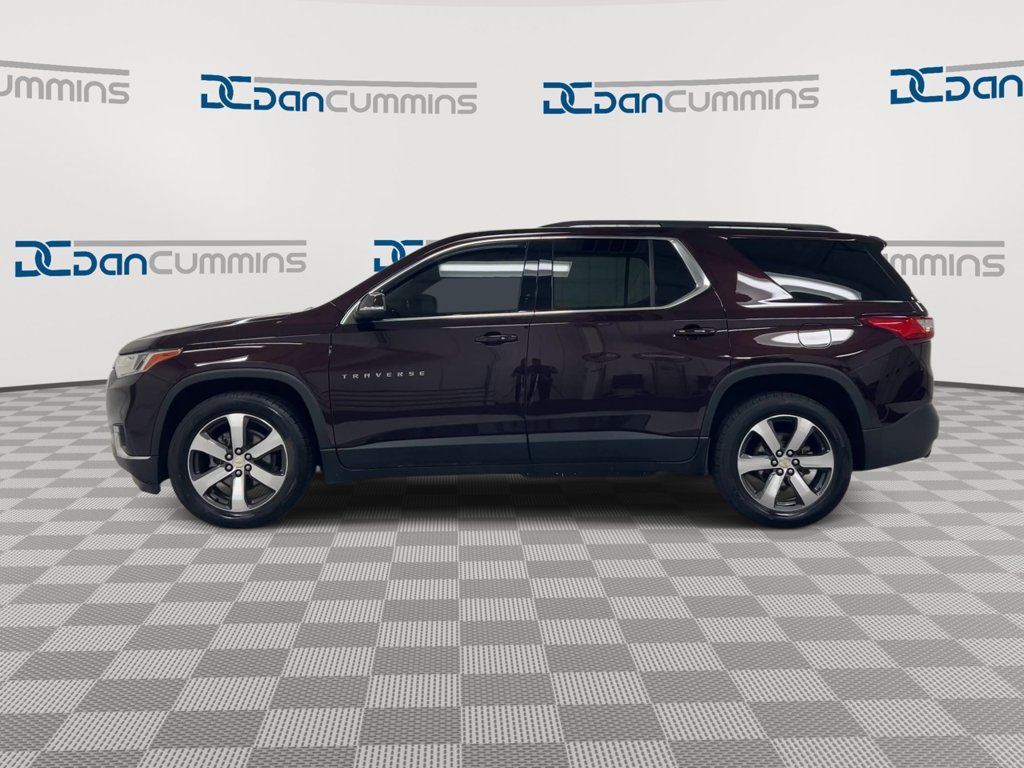 Used 2021 Chevrolet Traverse LT w/ LT Premium Package AWD/4WD image 5