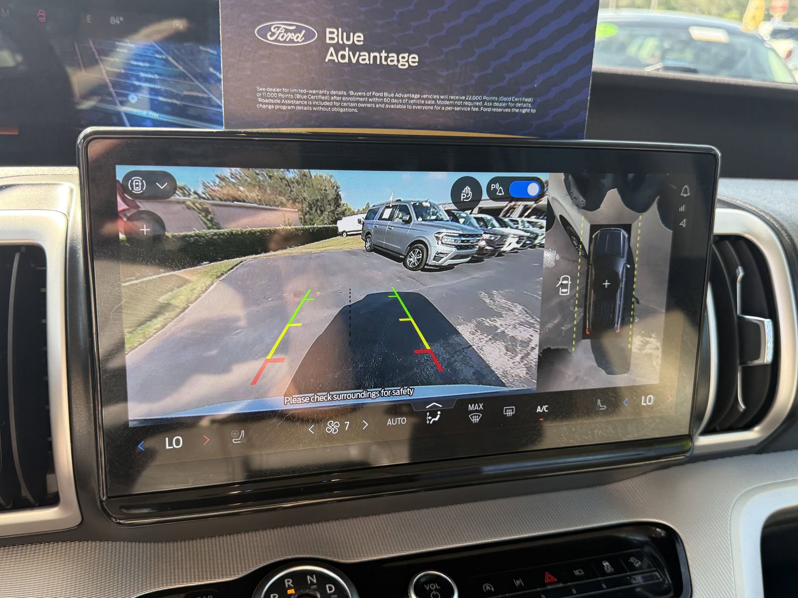 Certified 2025 Ford Expedition Active AWD/4WD image 31