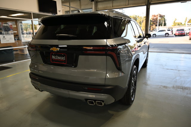 New 2027 Chevrolet Traverse LT w/ LPO, Floor Liner Package AWD/4WD image 5