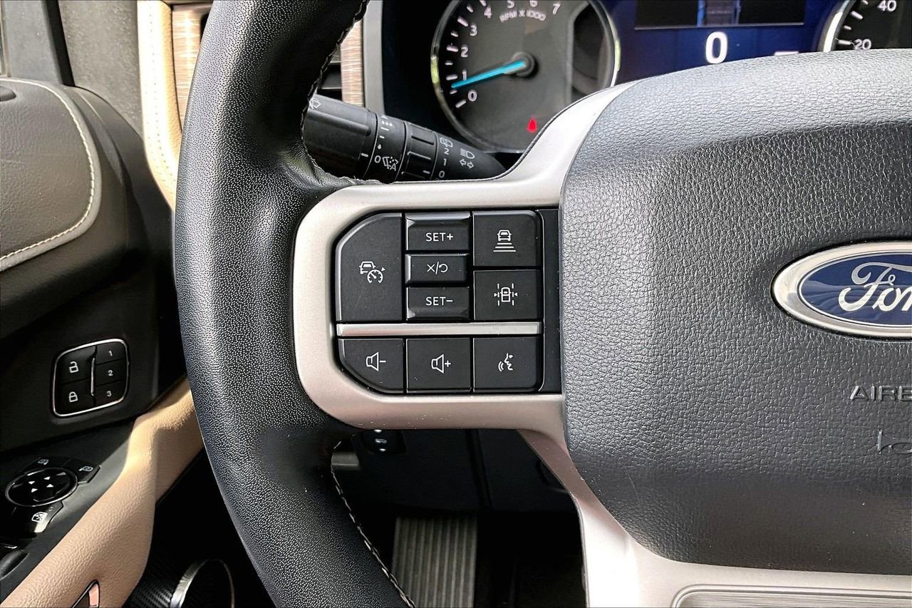 Used 2024 Ford Expedition Limited AWD/4WD image 31