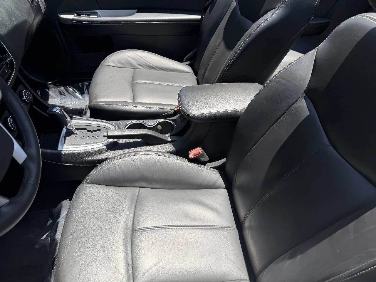 Used 2011 Chrysler 200 Limited FWD image 20