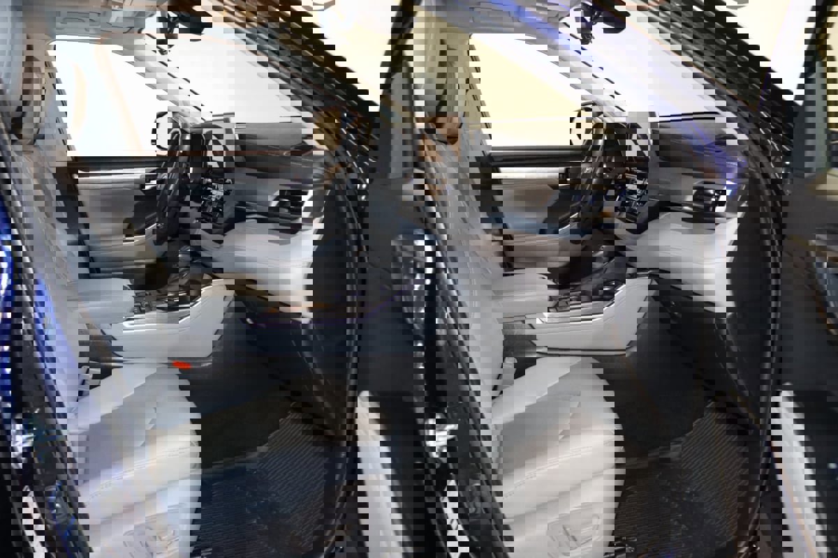 Used 2021 Toyota Highlander Platinum image 59