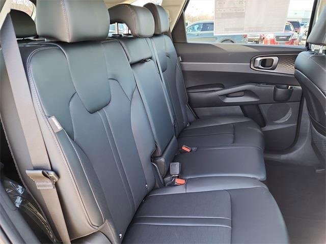 New 2026 Kia Sorento S image 19