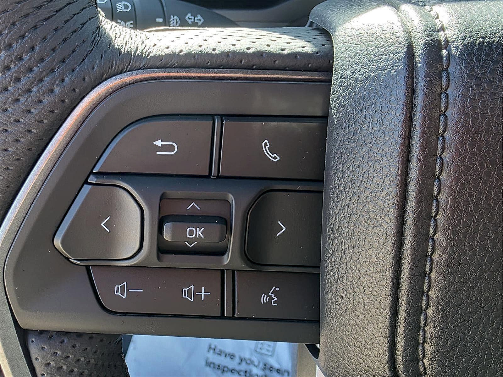 New 2026 Toyota Tundra Limited AWD/4WD image 18