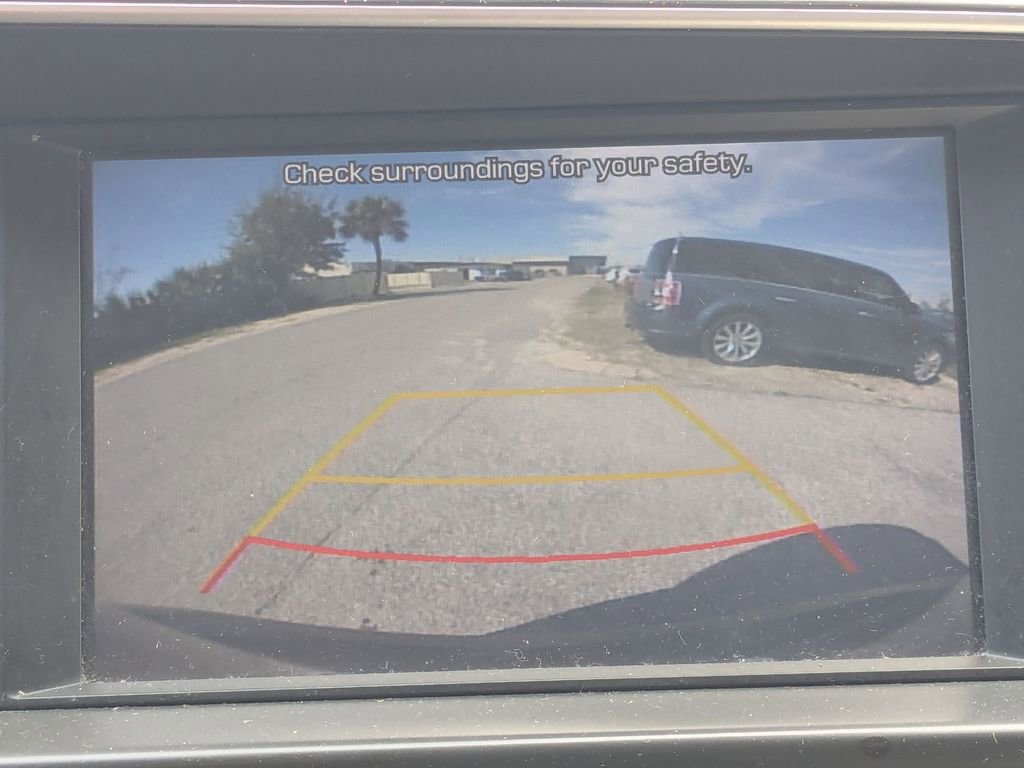 Used 2020 Hyundai Elantra SEL image 14