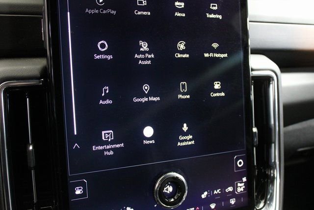 Used 2025 GMC Yukon Denali w/ Advanced Technology Package image 21