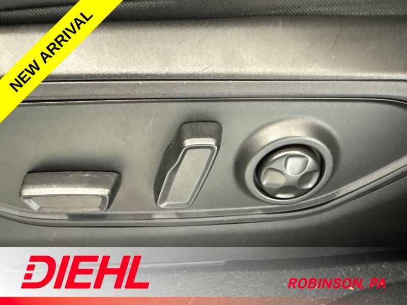 Used 2023 Jeep Grand Cherokee L Laredo AWD/4WD image 21