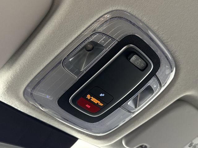 Certified 2025 Hyundai Kona SEL image 25