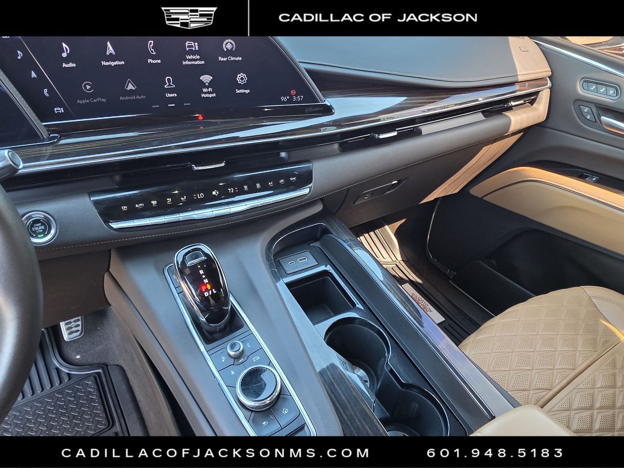 Used 2022 Cadillac Escalade Sport w/ Touring Package AWD/4WD image 22