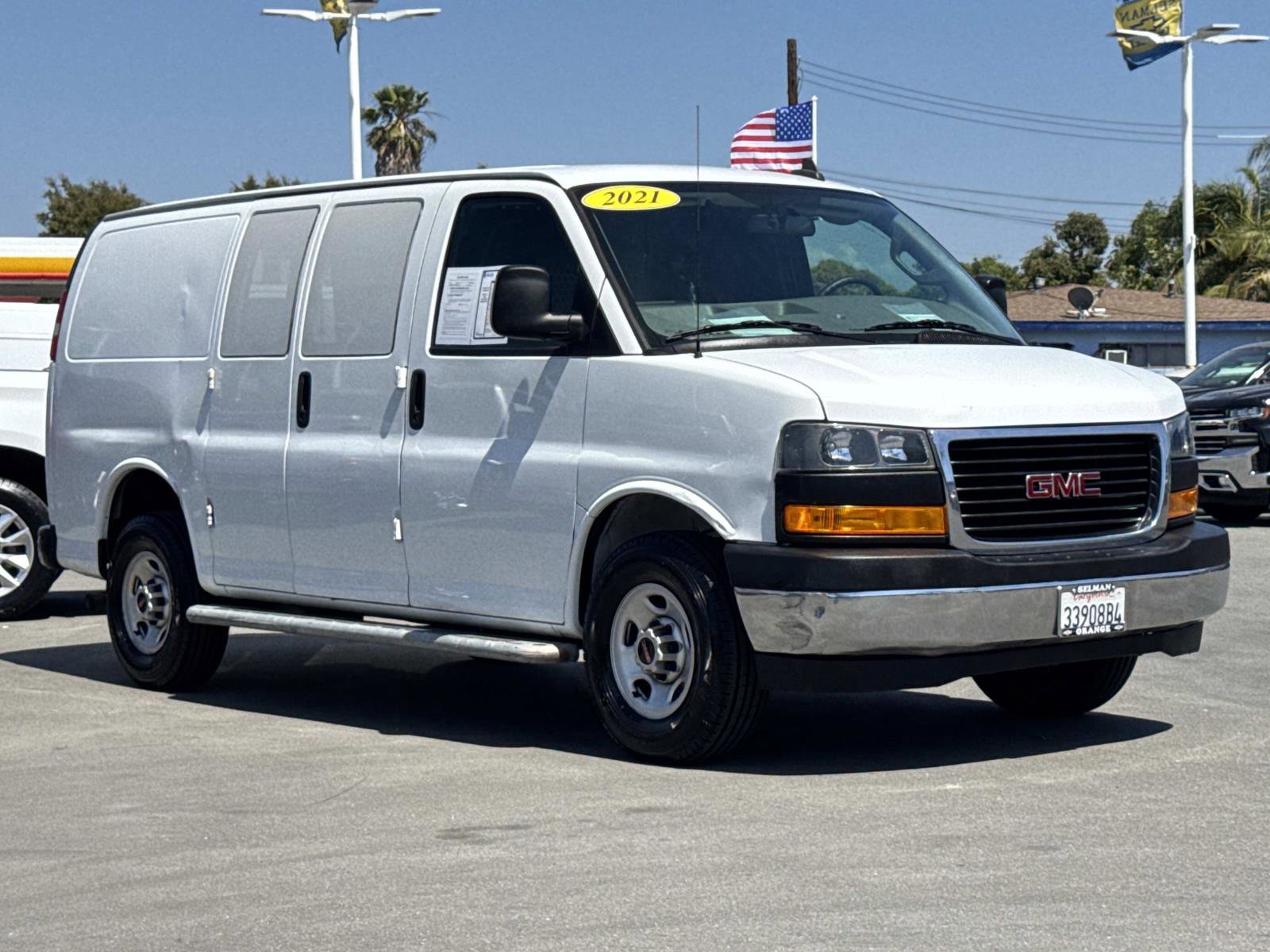 Used 2021 GMC Savana 2500 w/ Driver Convenience Package RWD image 3