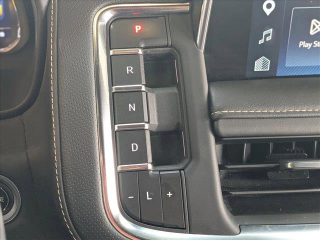 Used 2023 Chevrolet Tahoe Premier AWD/4WD image 12